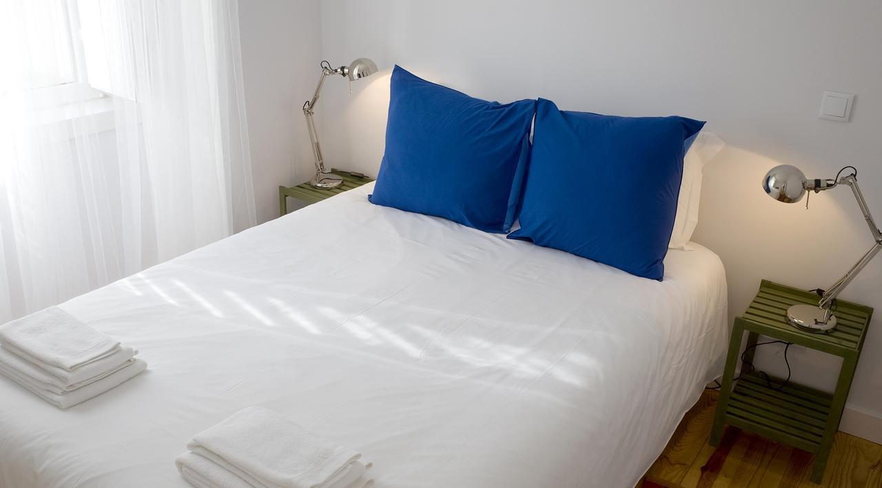 Cacilhas Guest Apartments Almada Room photo